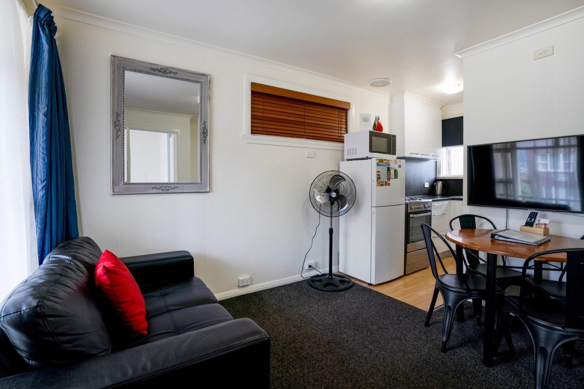 Graham Apartments Хобарт Номер фото